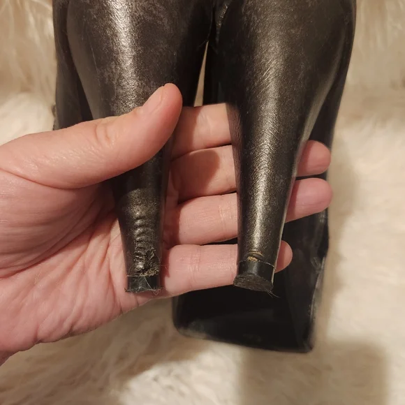 BKE Sole Silver Quincy Chain Ankle Boots 8 - Picture 8 of 9